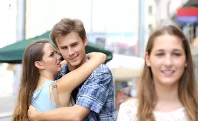 1582474614917