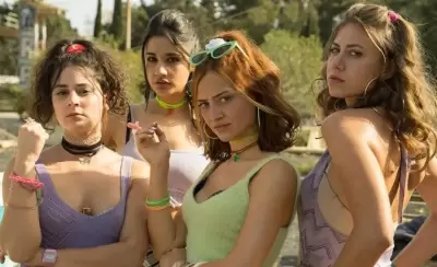 las-7-vidas-lea-serie-francesa-netflix1-jpg.