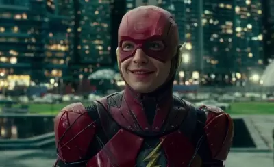 the-flash-ezra-miller-1575016902-jpeg.