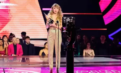 taylor-swift-2022-amas20221120-81-e607894d07314684b1700d5259453bb7-jpg.