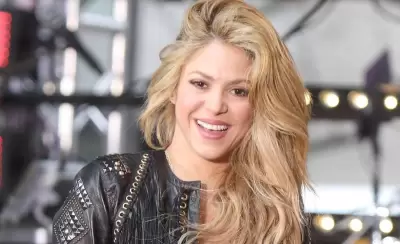 shakira-1-jpg.