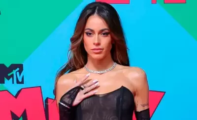 el-extravagante-cambio-look-tini-stoessel-el-lanzamiento-su-nuevo-discojpg-webp.