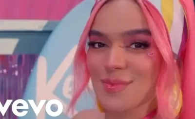karol-barbie-jpg.