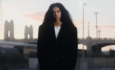 charli-xcx-365735010-18382173196052491-8565655223754986126-n-1-jpg.