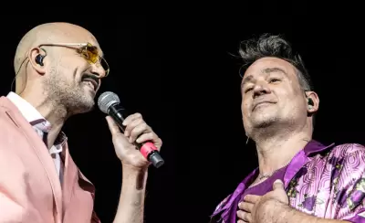 TAN BIÓNICA Y ABEL PINTOS