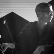 Emmanuel Horvilleur lanzó su nuevo EP en vivo 'Había Una Vez'