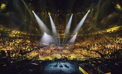 TWENTY ONE PILOTS
