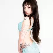 Six Sex presenta "Performance Actitud (Pose)" como adelanto de su nuevo EP