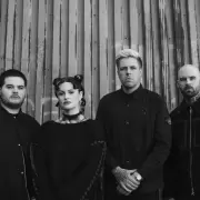 Spiritbox redefine el heavy metal con "Tsunami Sea"