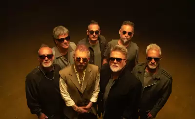 los pericos y Sabino