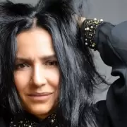 Roxana Amed estrena "Salir de la melancolía"