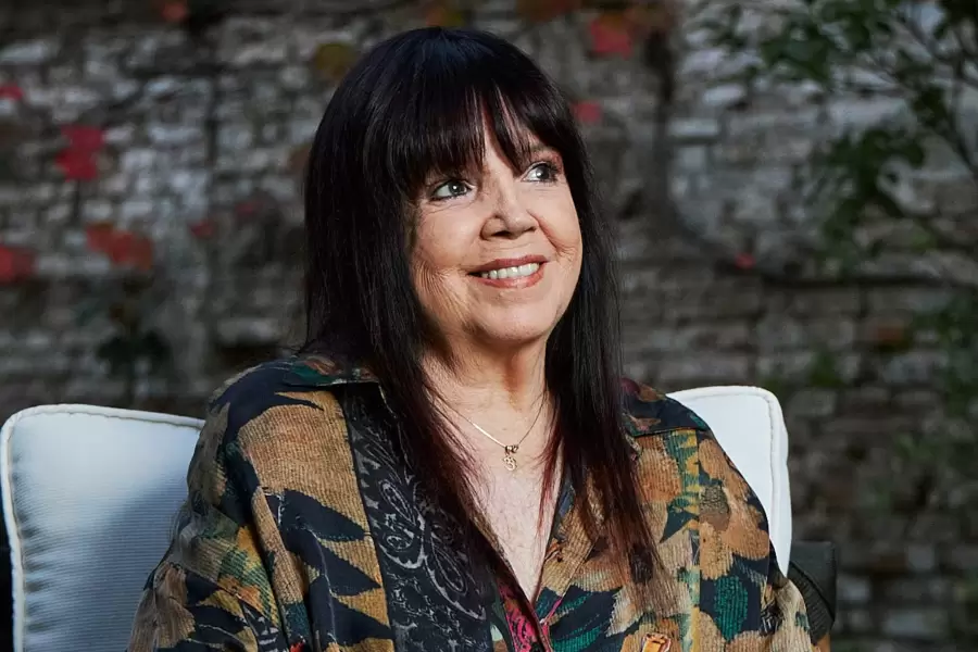 MARILINA ROSS