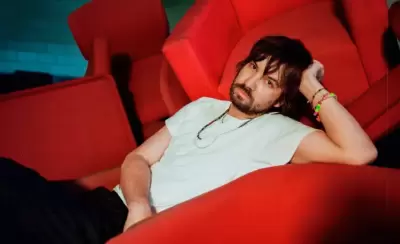 Tame Impala vuelve con "End of Summer" y sonido de rave noventoso