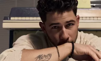 NICK JONAS