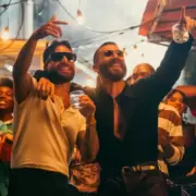 Manuel Turizo y Maluma lanzan "Apambichao"